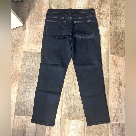 J. Crew Classic Mid-Rise Slim Jean 03' Resin Wash Dark Denim Sz. 30 NEW
$148 - Picture 5 of 10